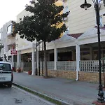 Cenka Ephesus לינה וארוחת בוקר 4*