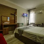 לינה וארוחת בוקר Cenka Ephesus 4*