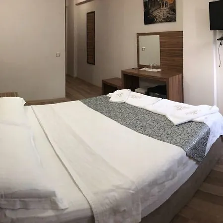 Cenka Ephesus Bed & Breakfast 4*