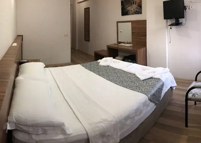 Cenka Ephesus Couette-café 4*